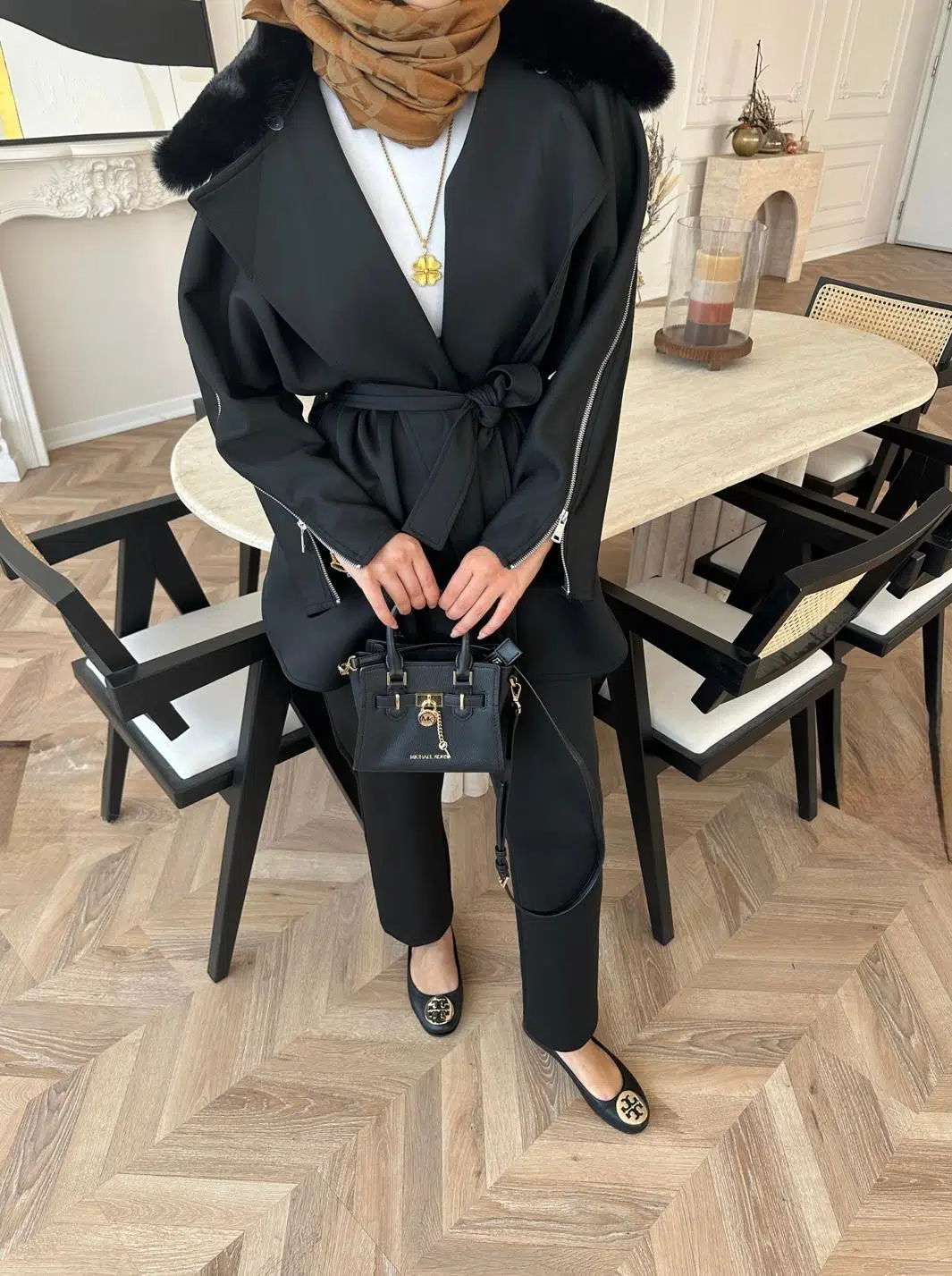 Kürk Detaylı Scuba Tesettür Takım - Siyah