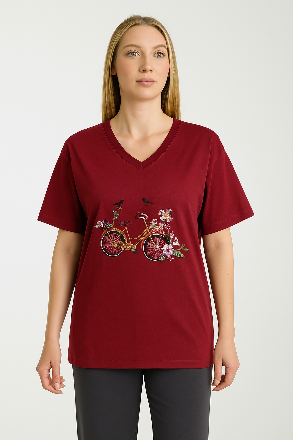 Kırmızı Renk Bisiklet Nakışlı T-shirt