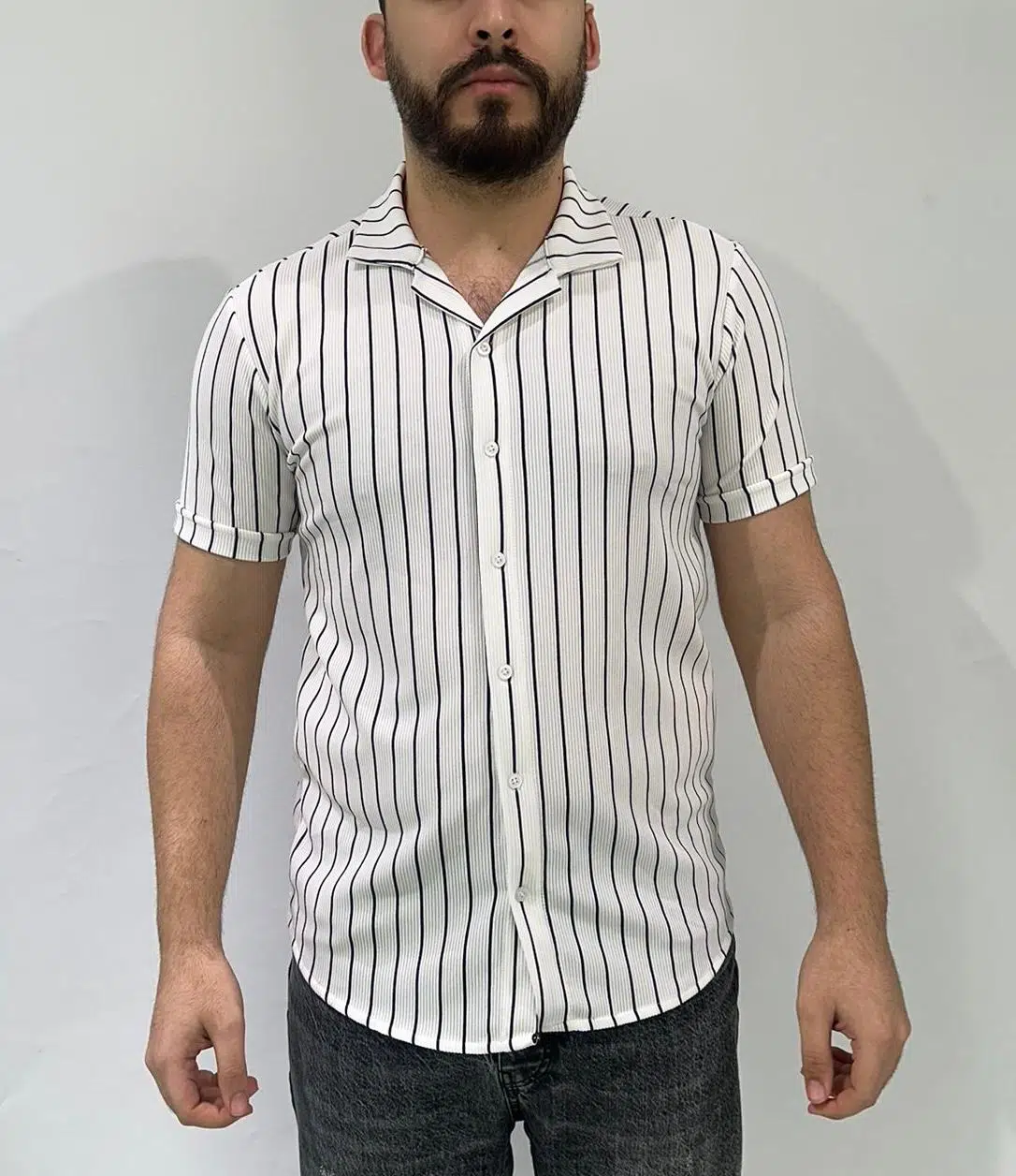Beyaz Renk Siyah Çizgili Oversize Erkek Gömlek