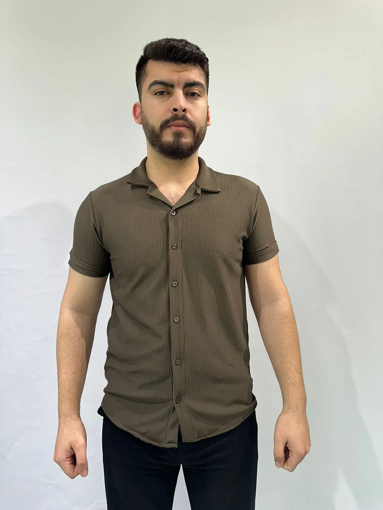 Haki Renk Dikey Çizgili Erkek Gömlek