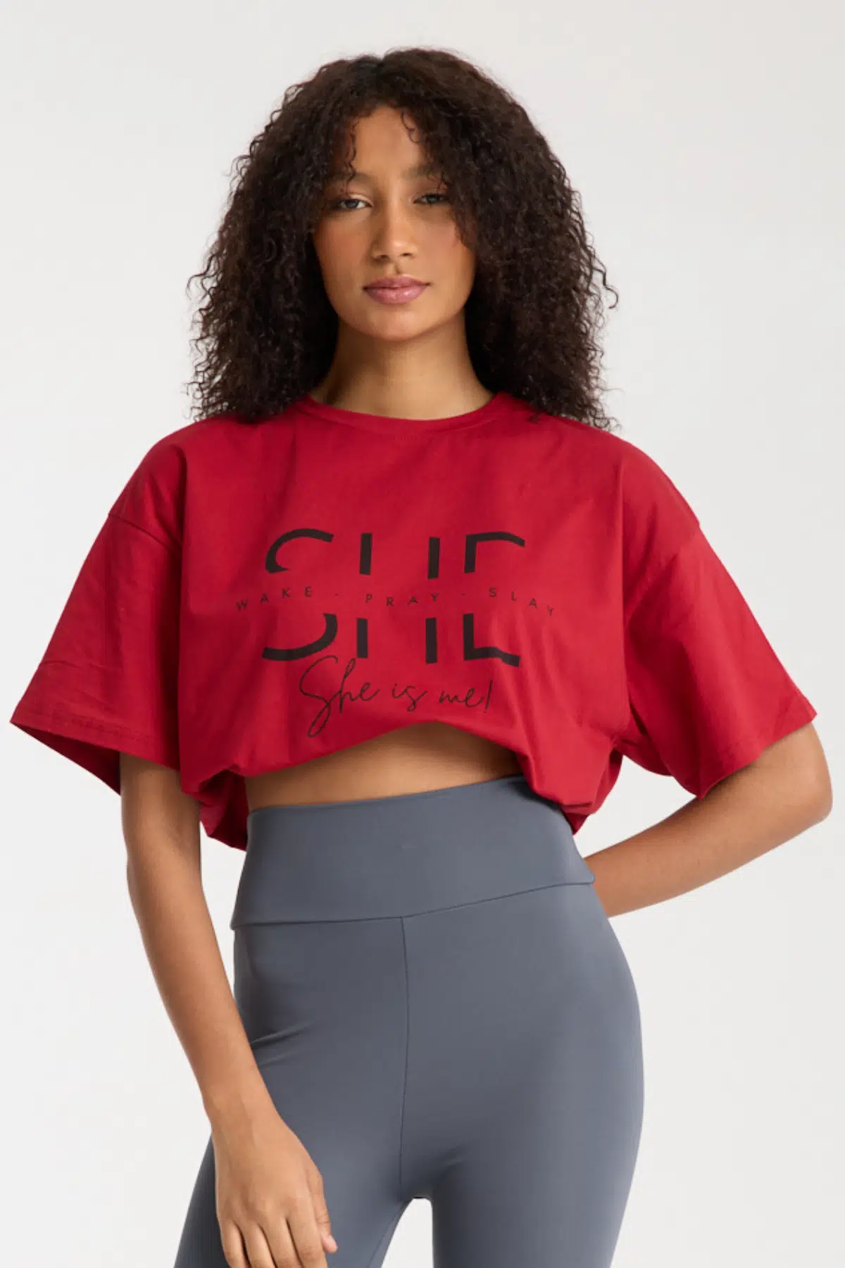 Kırmızı She Yazılı T-shirt