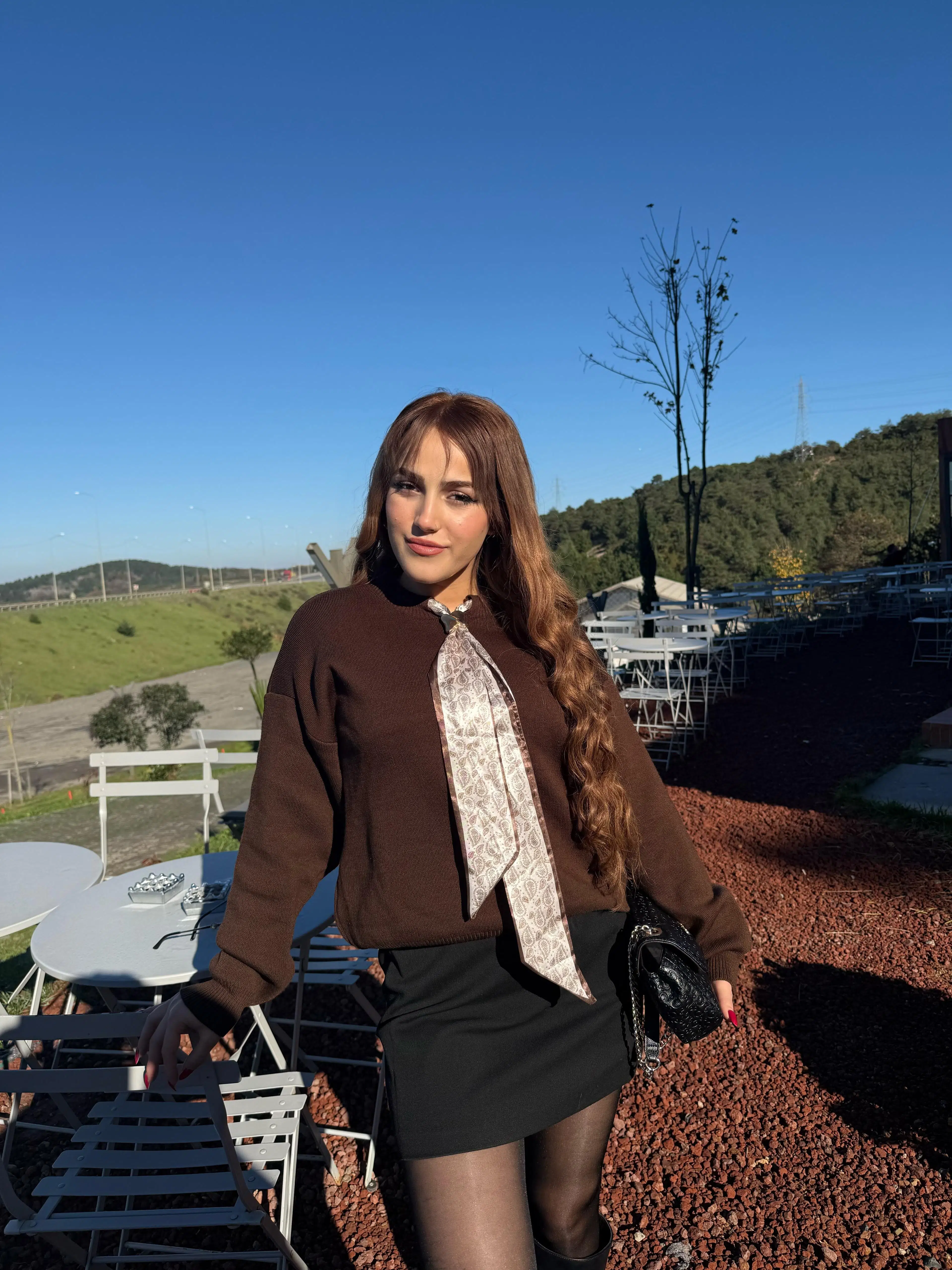 Kadın Fular Detaylı Triko Kazak - Kahverengi