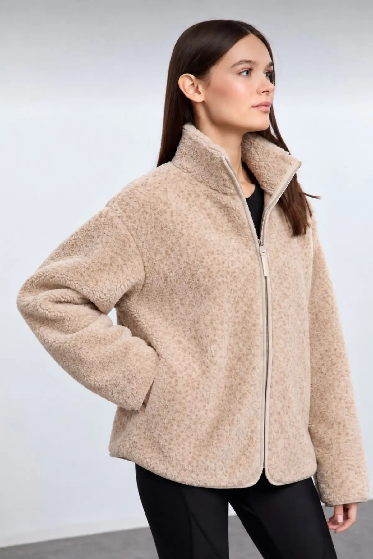Kadın Peluş Oversize Kalıp Fermuarlı Kalın Örme Hırka/Sweatshirt/Ceket