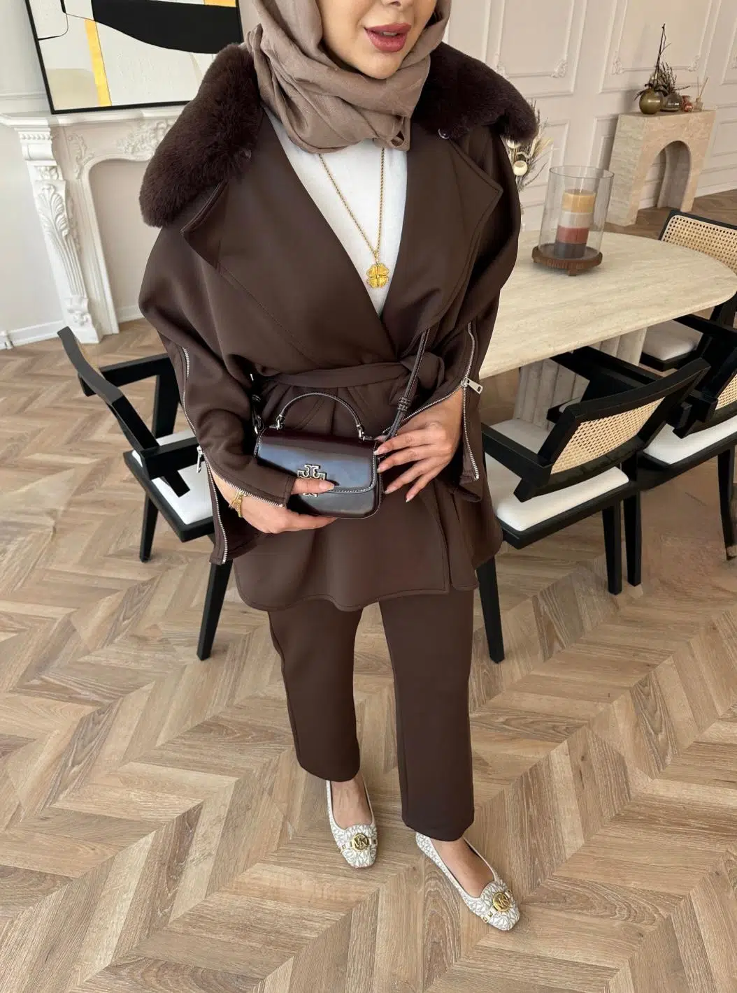 Kürk Detaylı Scuba Tesettür Takım - Kahverengi