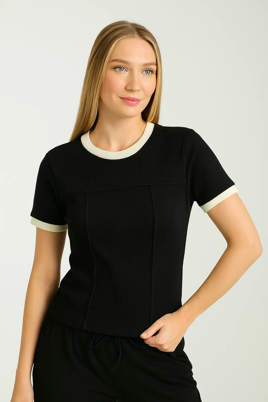 Siyah İki Renkli T-shirt